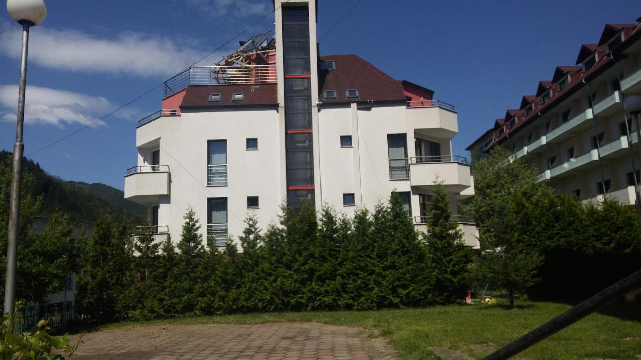 Hotel Byalo More Баните Экстерьер фото