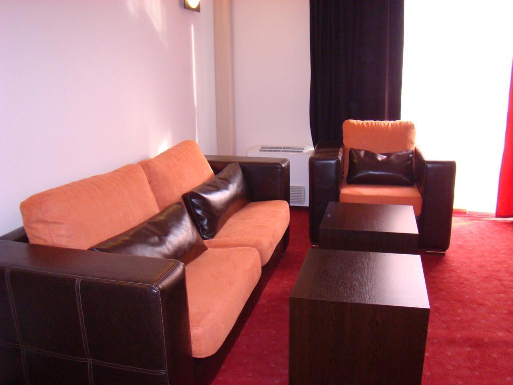 Hotel Byalo More Баните Номер фото