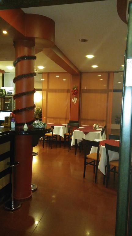 Hotel Byalo More Баните Экстерьер фото