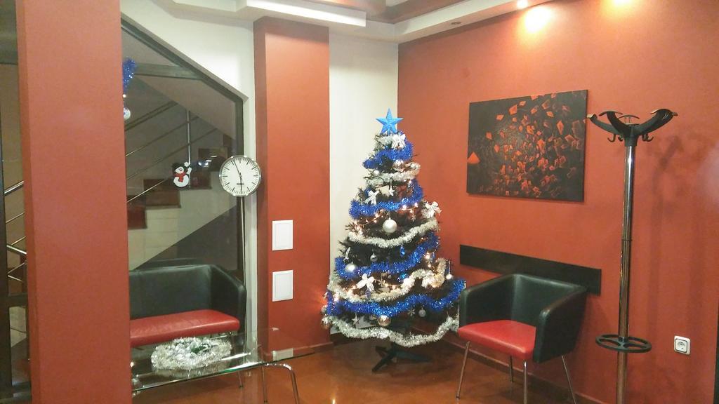 Hotel Byalo More Баните Экстерьер фото